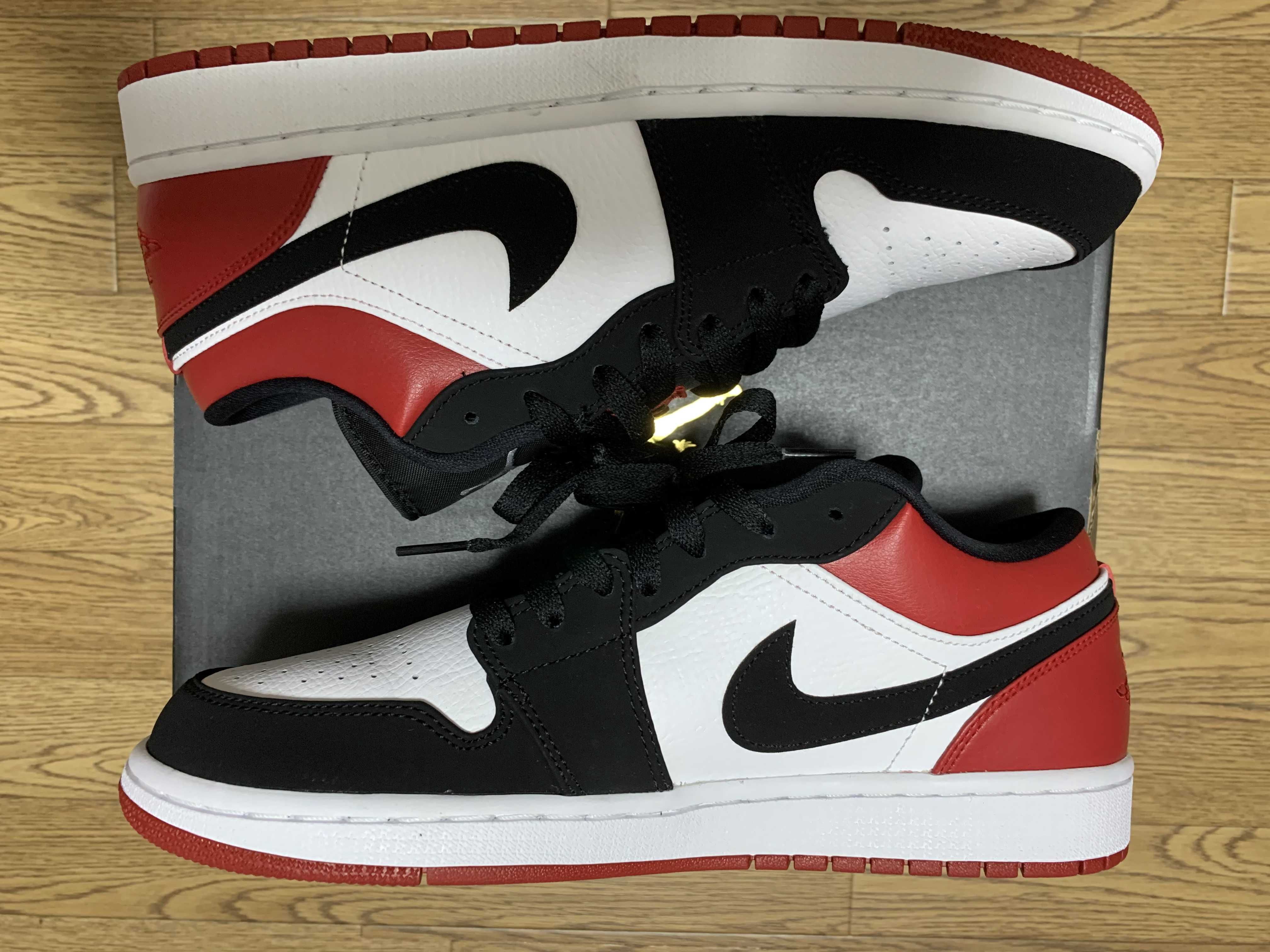 Nike Air Jordan 1 Low "Black Toe"