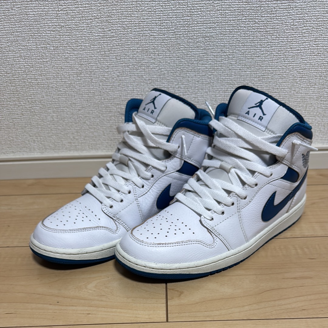 Nike Air Jordan 1 Mid SE "Industrial Blue"