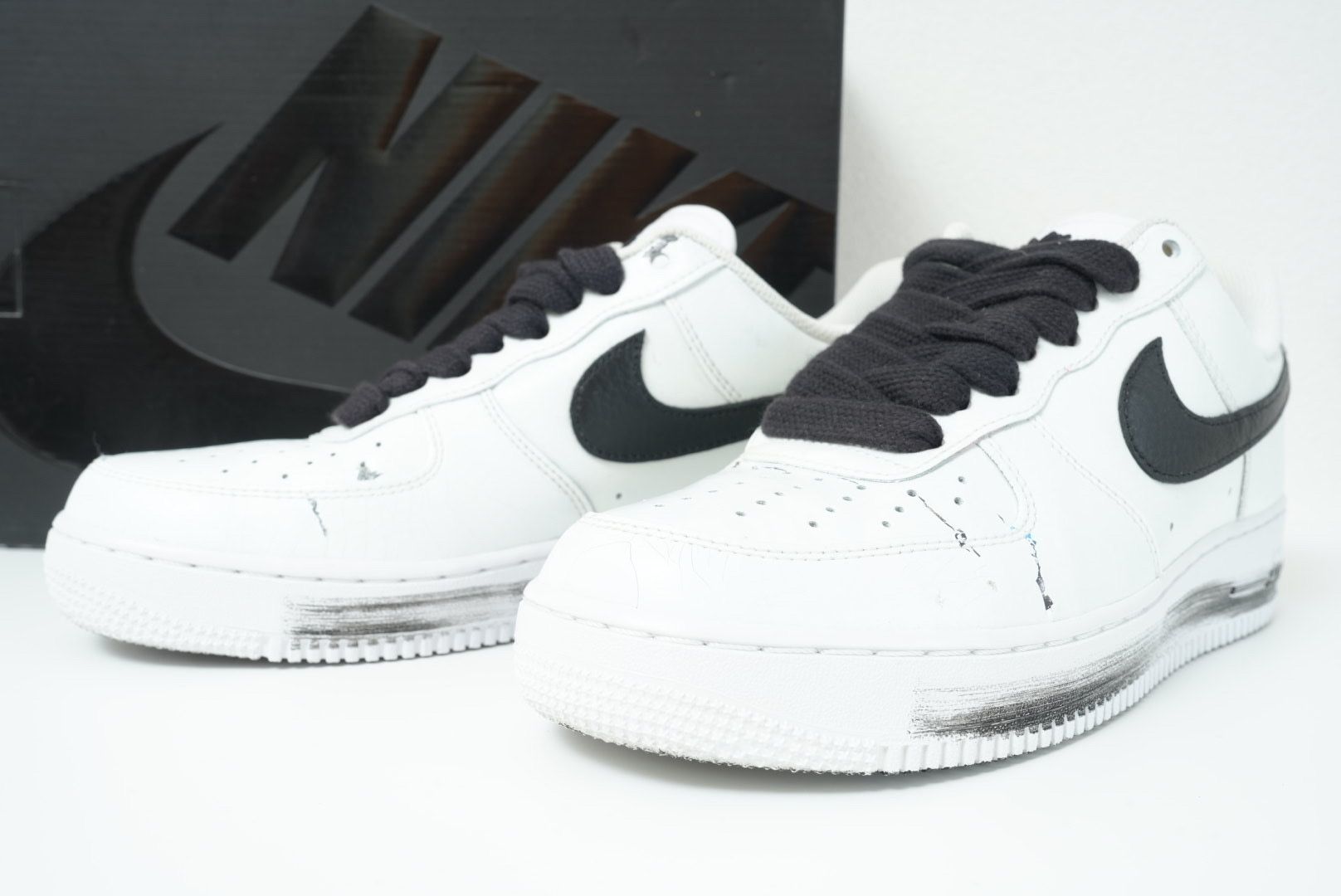 PEACEMINUSONE × Nike Air Force 1 Low "Para-noise/White/Black" / G-DRAGON