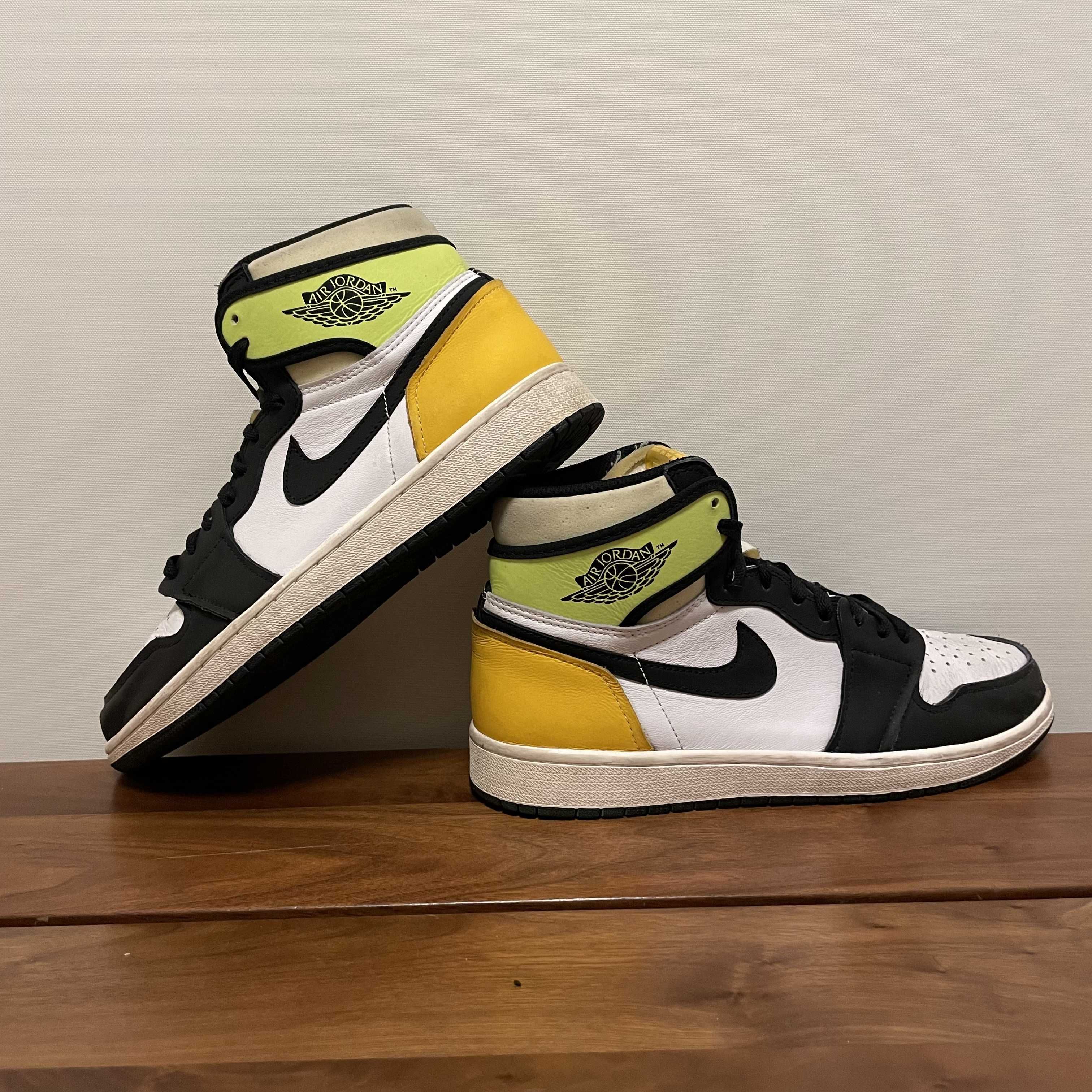 Nike Air Jordan 1 High OG "Volt Gold"