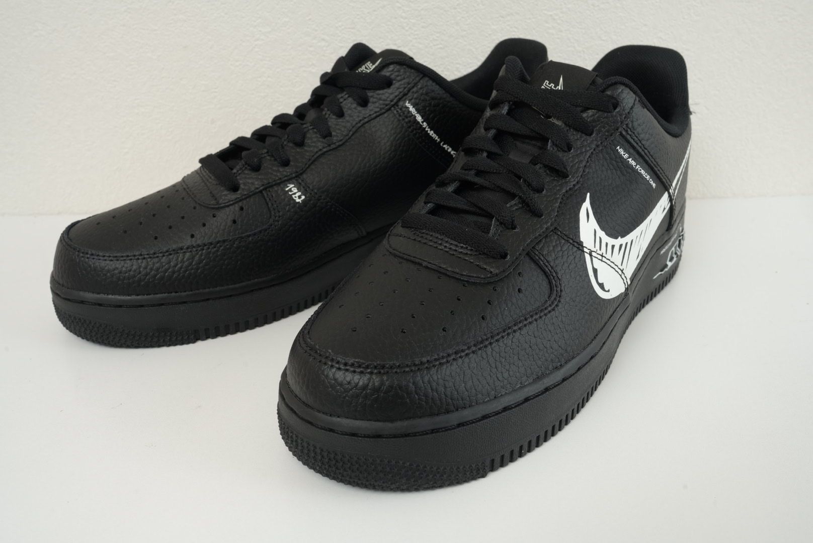 Nike Air Force 1 Low Lv8 Utility "White Sketch"   