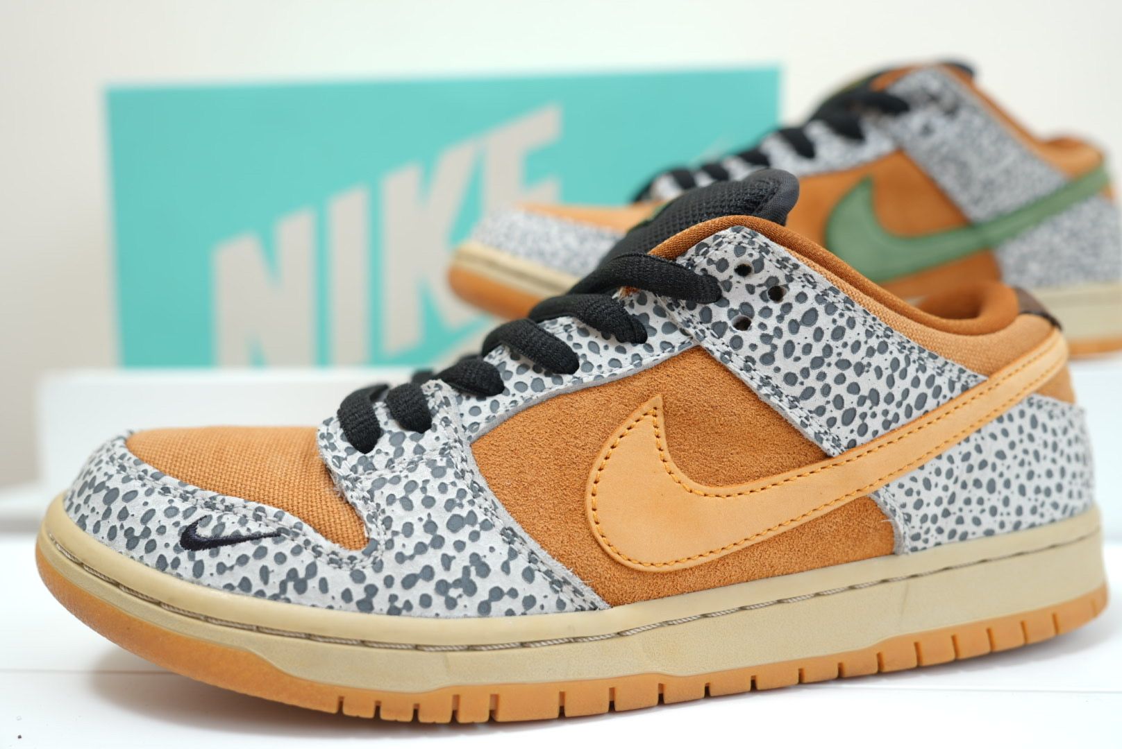 Nike SB Dunk Low "Safari"
