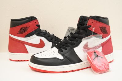 NIKE AIR JORDAN 1 RETRO HIGH "TRACK RED"