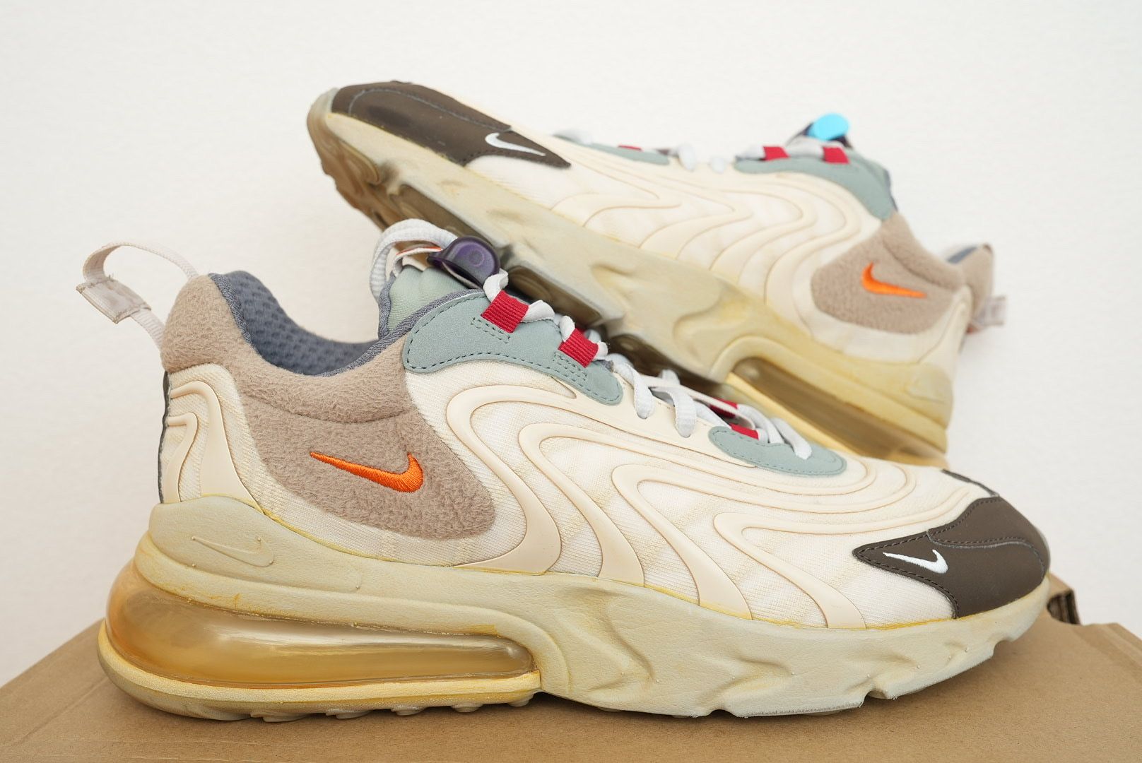 Travis Scott  × Nike Air Max 270 "Cactus Trails"