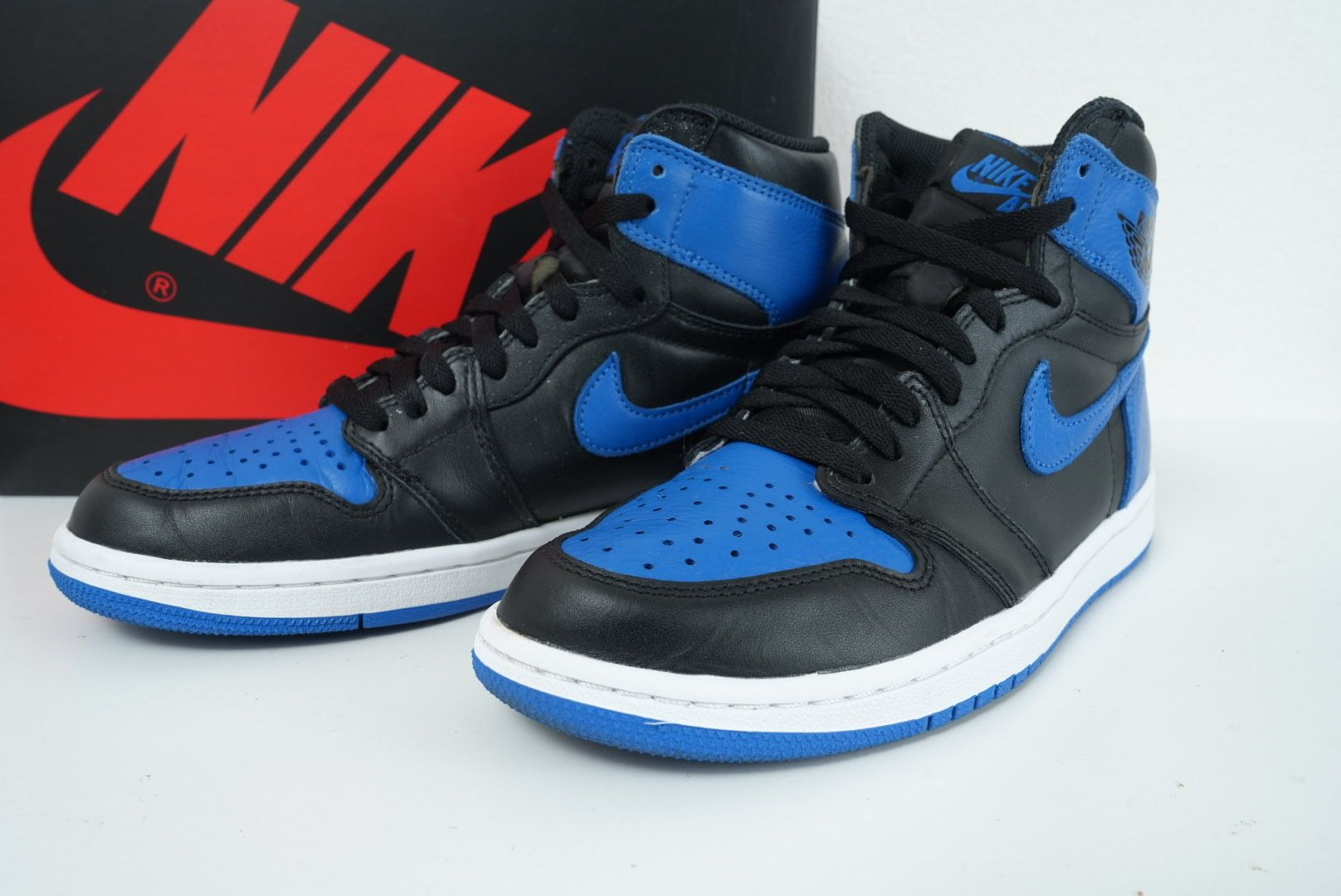 Nike Air Jordan 1 Retro High OG "Royal" (2017)