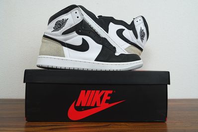 Nike Air Jordan 1 High OG "Bleached Coral"