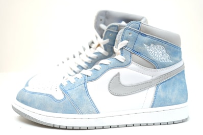 Nike Air Jordan 1 High OG "Hyper Royal"