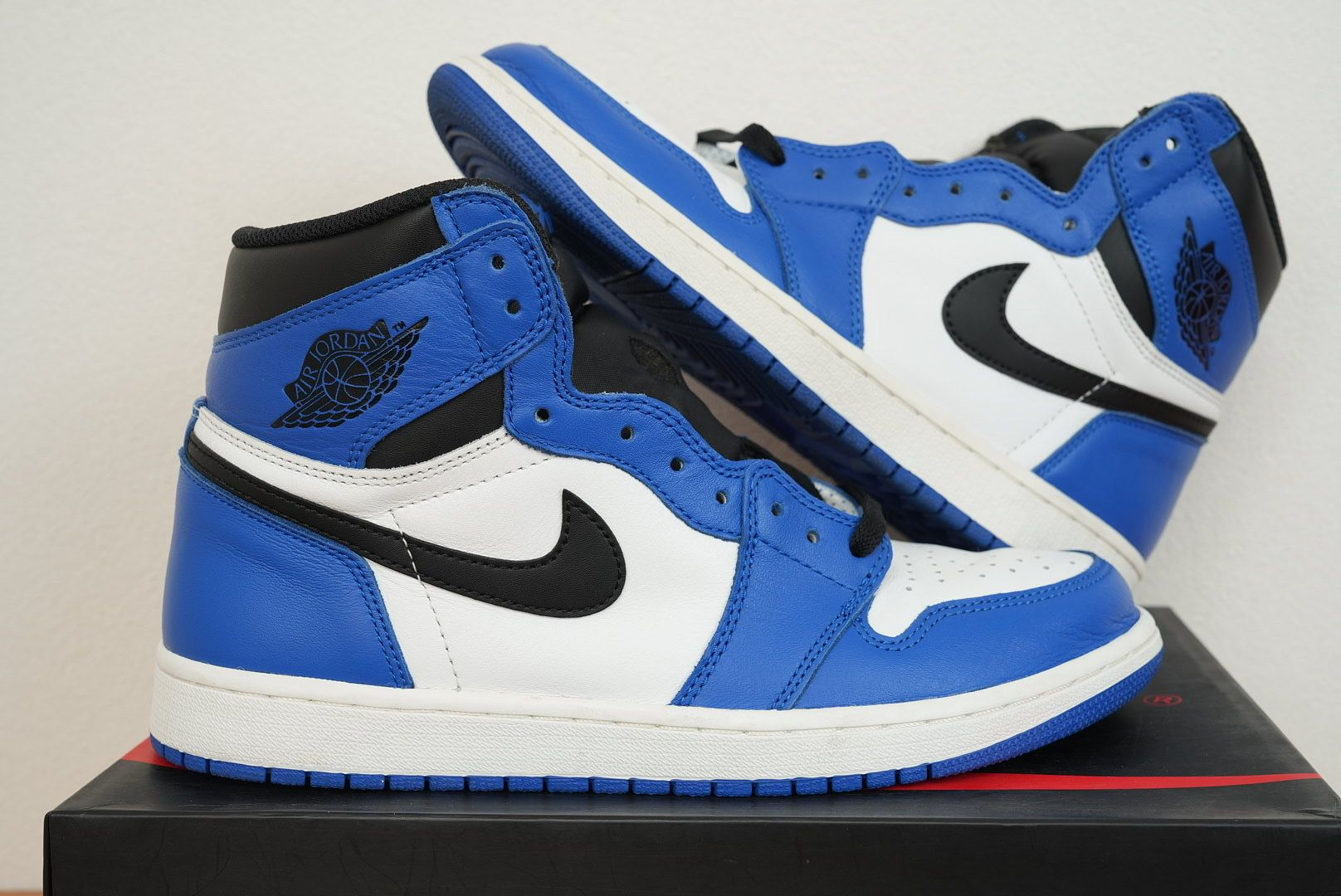 Nike Air Jordan 1 Retro High OG "Game Royal" 