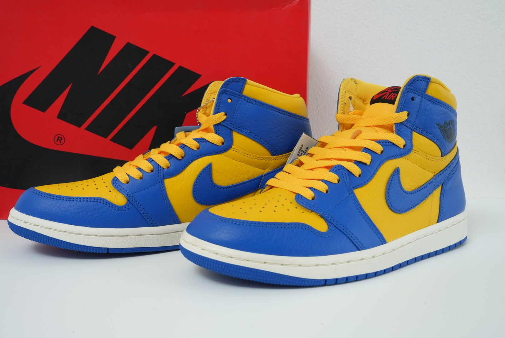 Nike Women's Air Jordan 1 High OG "Game Royal and Varsity Maize"