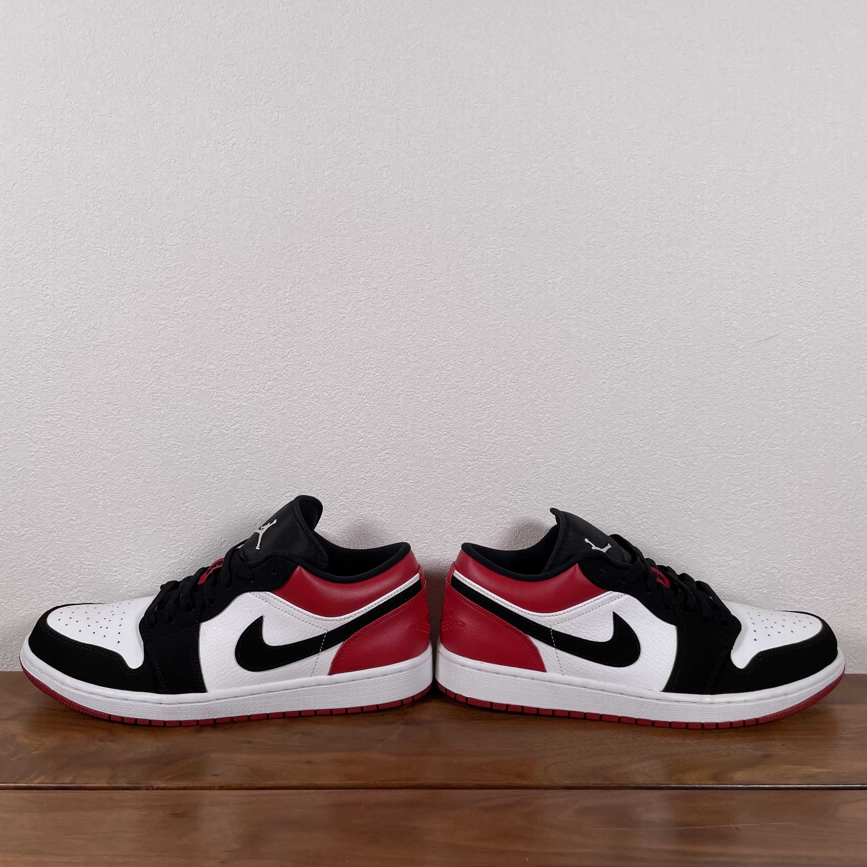 Nike Air Jordan 1 Low "Black Toe"