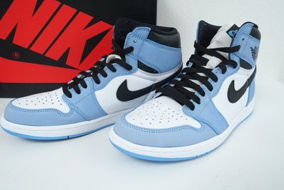 Nike Air Jordan 1 High OG "University Blue"