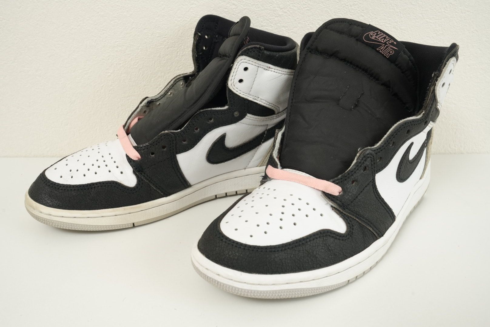 Nike Air Jordan 1 High OG "Bleached Coral"