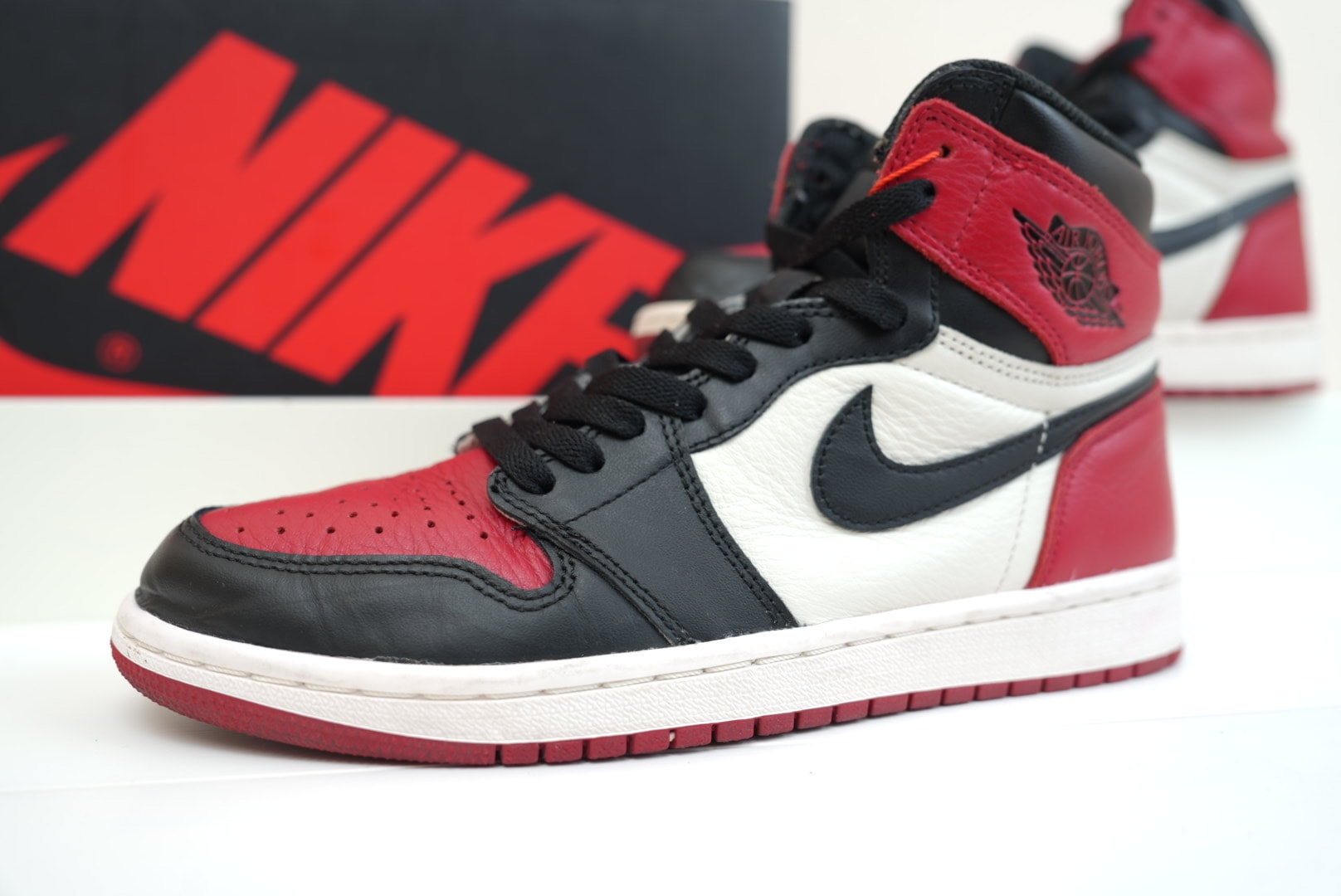 Nike Air Jordan 1 Retro High OG "Bred Toe"
