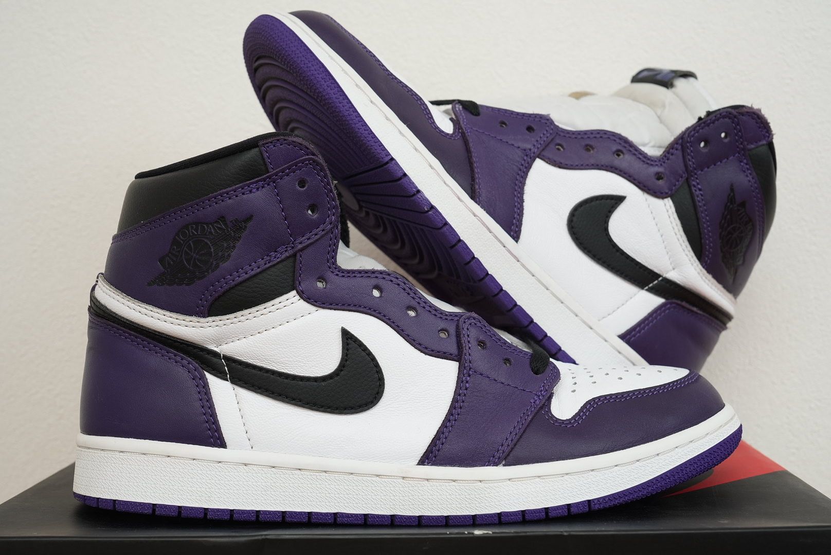 Nike Air Jordan 1 Retro High OG "Court Purple White/Black" (2020)