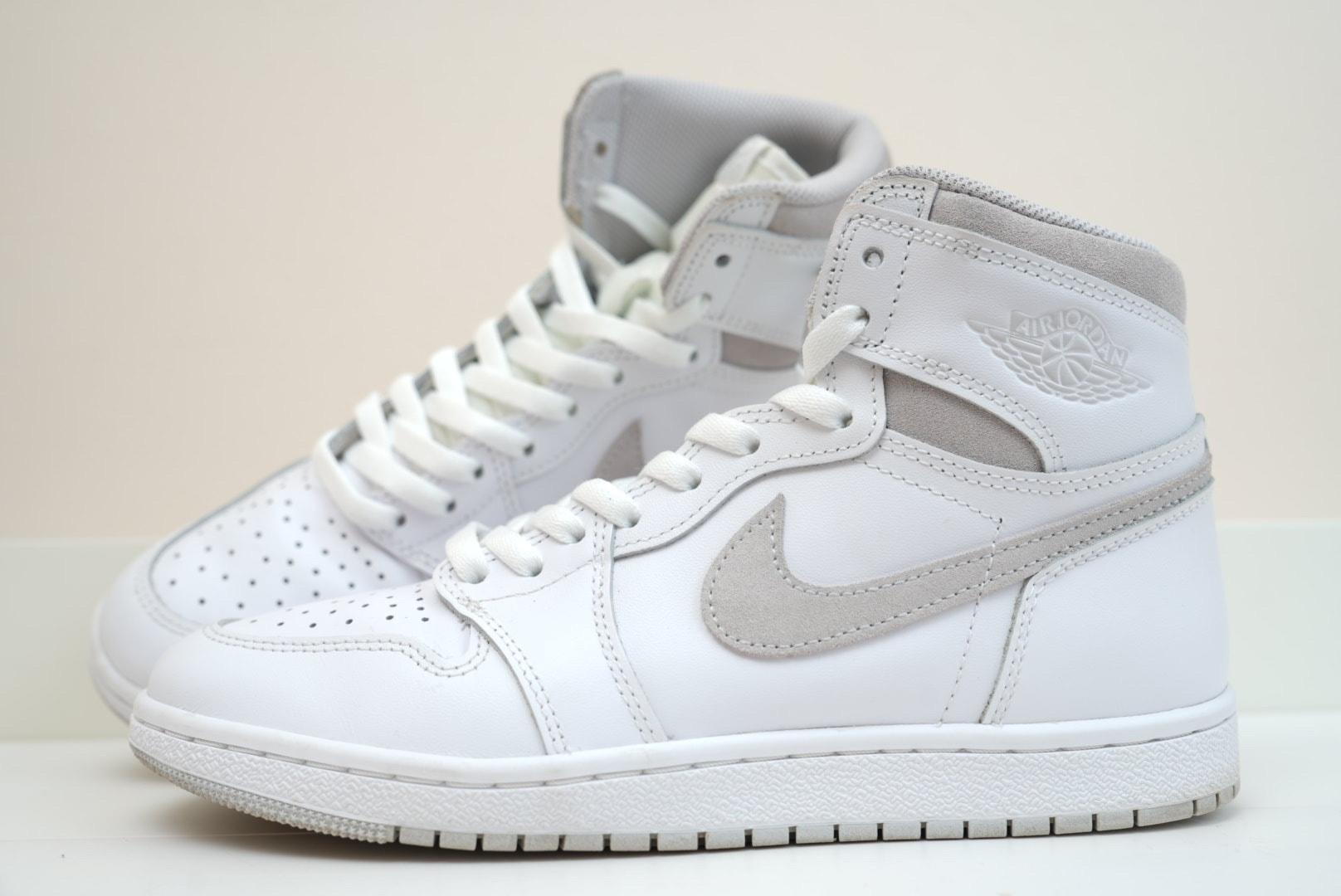 Nike Air Jordan 1 High 85 "Neutral Grey"