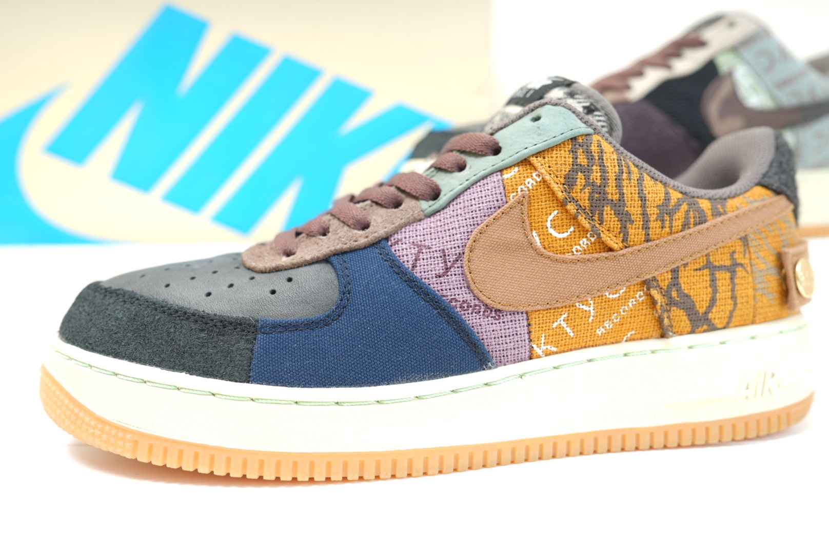 Travis Scott × Nike Air Force 1 Low Cactus Jack "Multi Color"