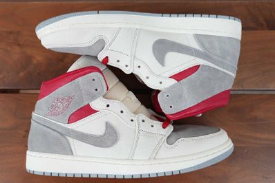 SNS×NIKE AIR JORDAN 1 MID "GREY/RED"