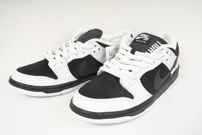 TIGHTBOOTH × Nike SB Dunk Low Pro QS "Black and White"