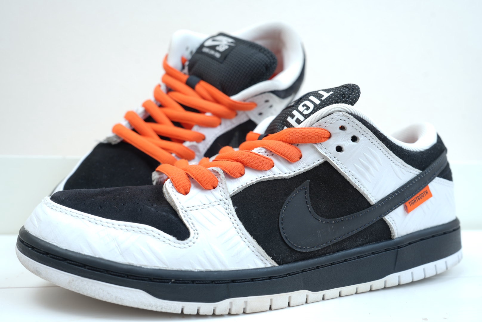 TIGHTBOOTH × Nike SB Dunk Low Pro QS "Black and White"