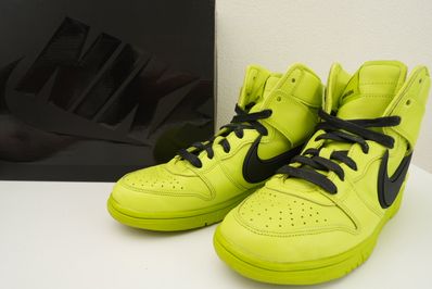 AMBUSH × NIKE DUNK HIGH "FLASH LIME"