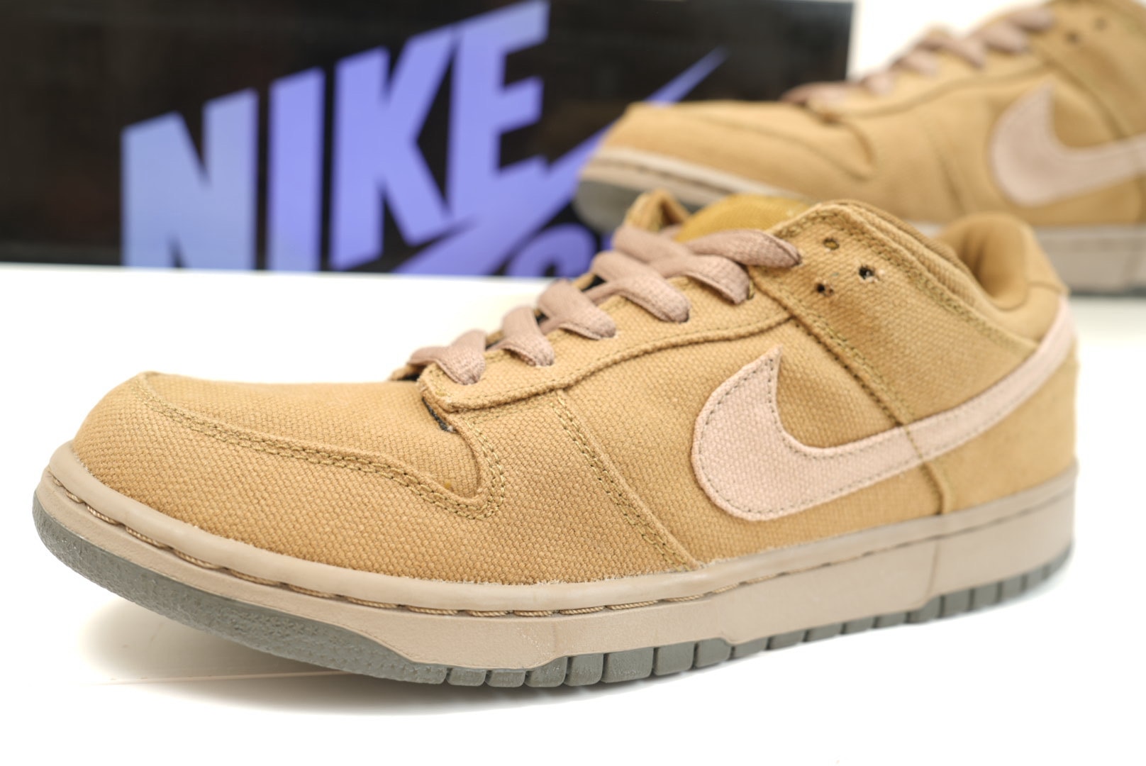 Nike SB Dunk Low Pro "Spanish Moss"
