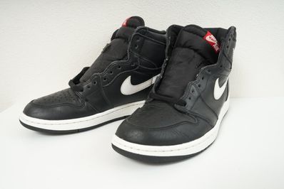 Nike Air Jordan 1 Retro High "Yin Yang Black"