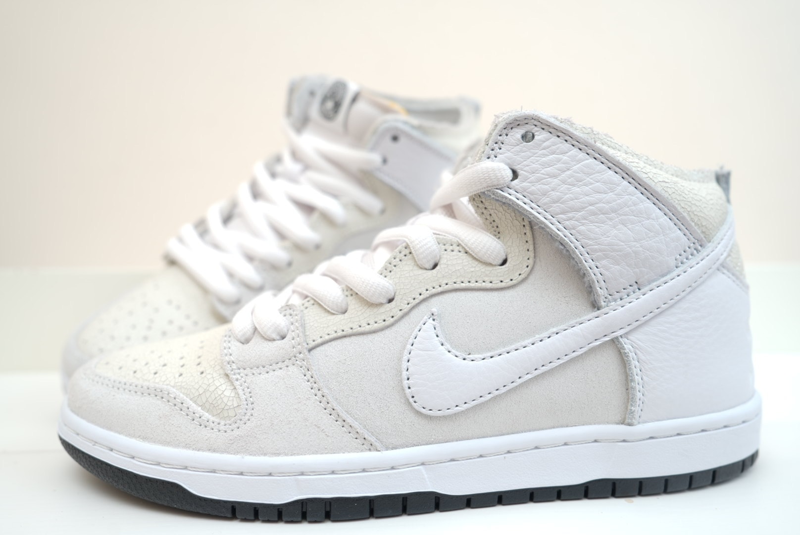 ANTIHERO × Nike SB Dunk High QS "White"