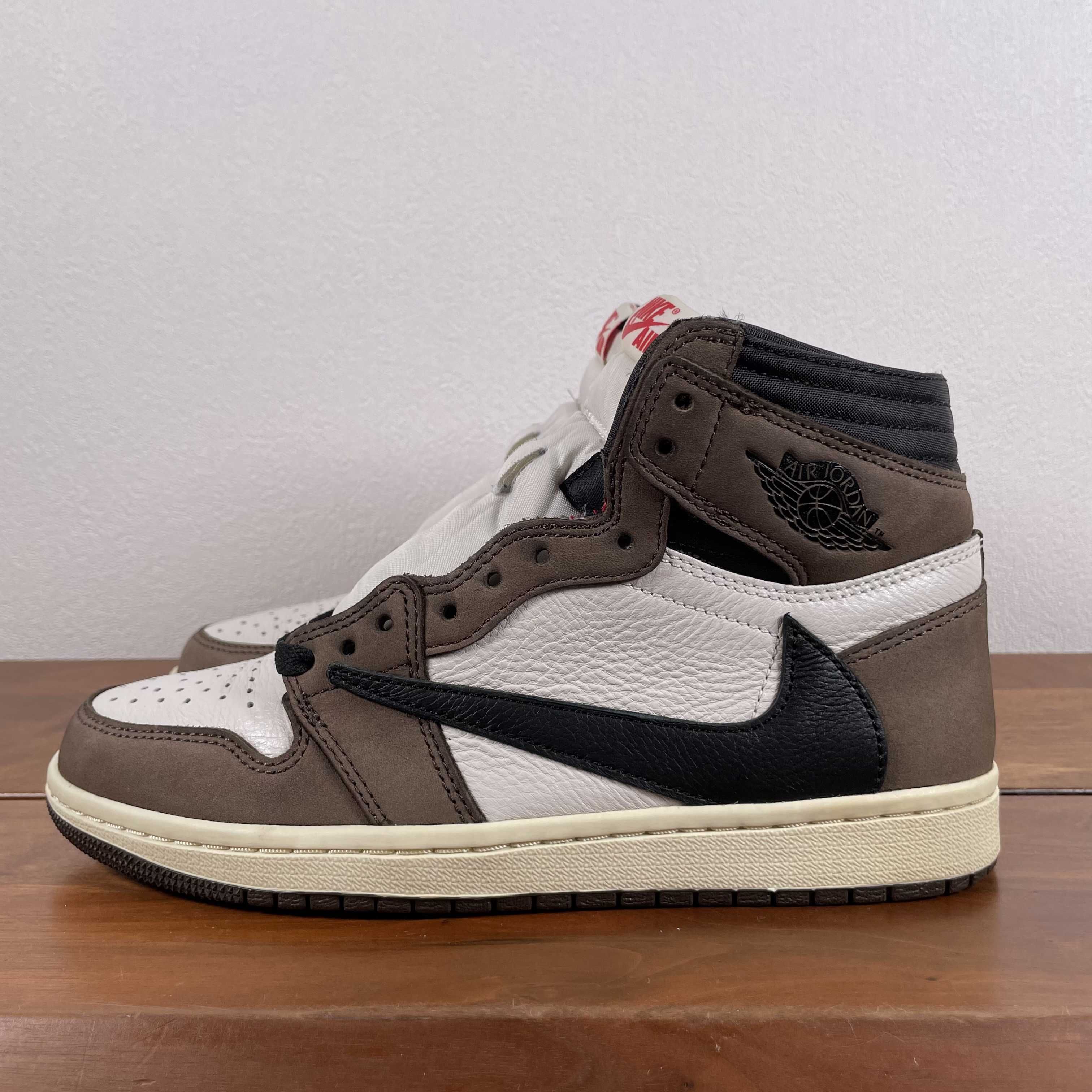 Travis Scott × Nike Air Jordan 1 Retro High OG TS SP "Sail/Dark Mocha"