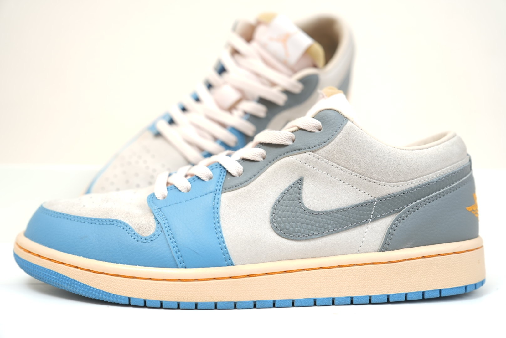 ジョーダン エアジョーダン1 (JORDAN Air Jordan 1) の新作・中古通販