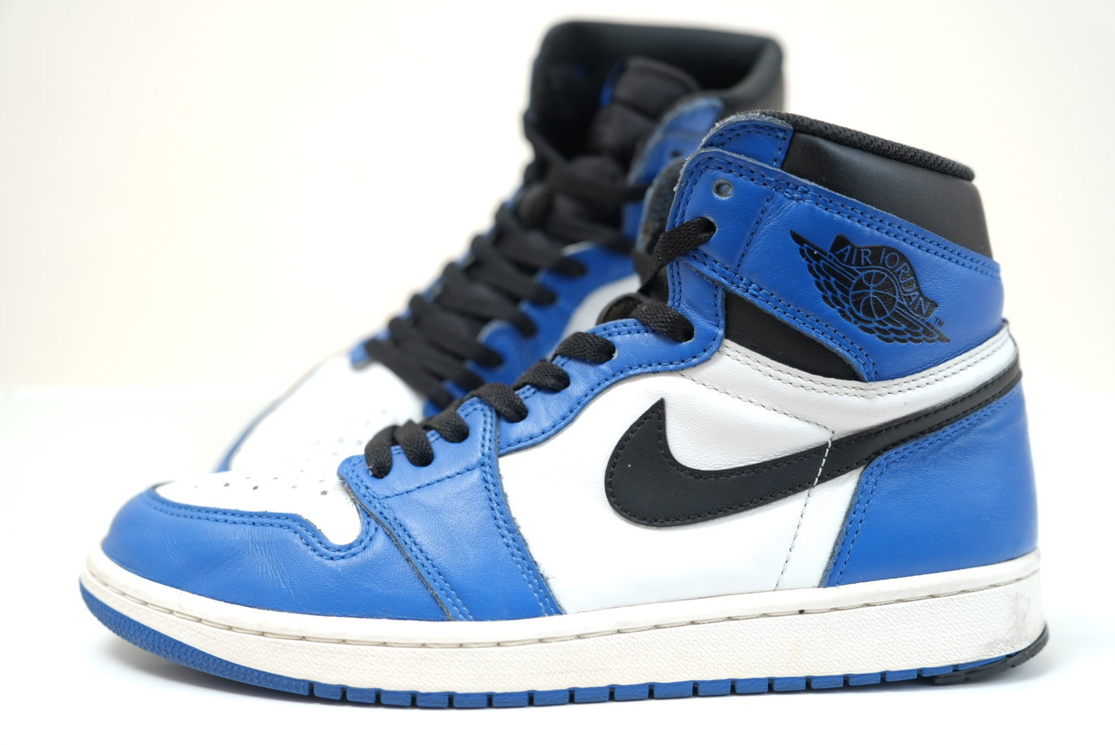 Nike Air Jordan 1 Retro High OG "Game Royal"