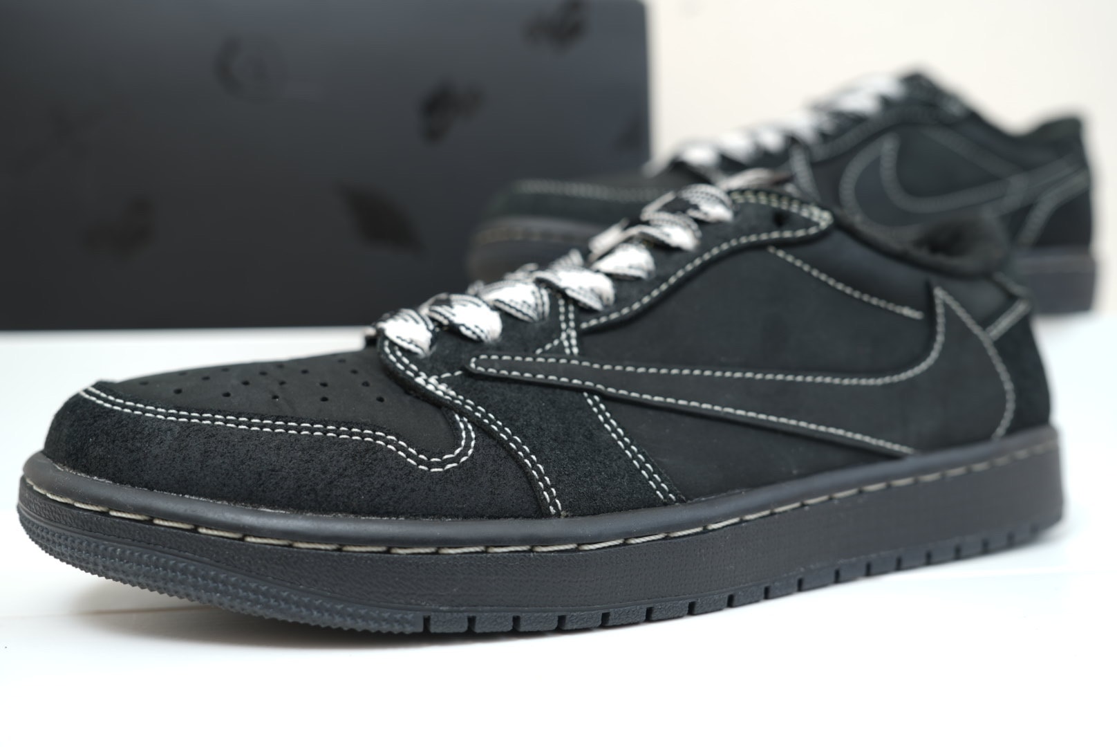 Travis Scott × Nike Air Jordan 1 Low OG SP "Black Phantom"