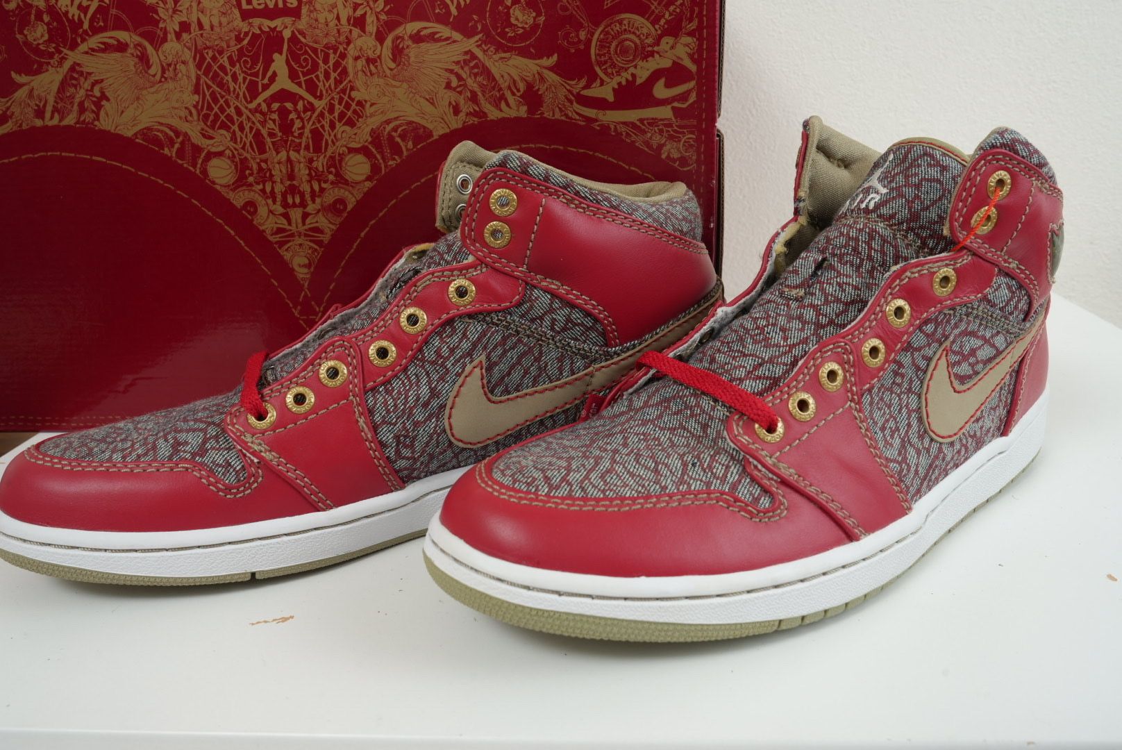 Levi’s®︎ × Nike Air Jordan 1 23/501 Mid "Denim Pack Red Cement"