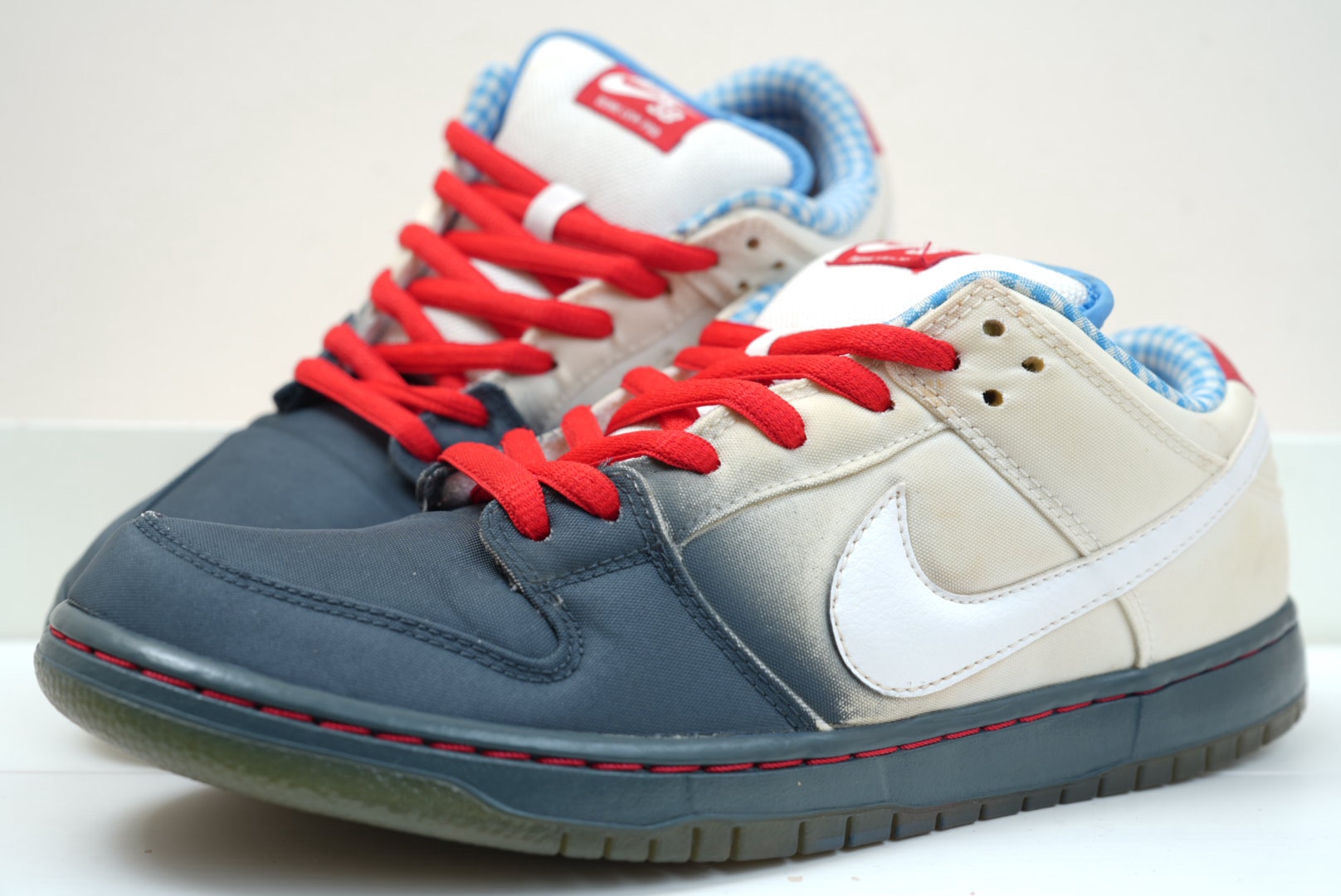 Nike SB Dunk Low "Dorothy"