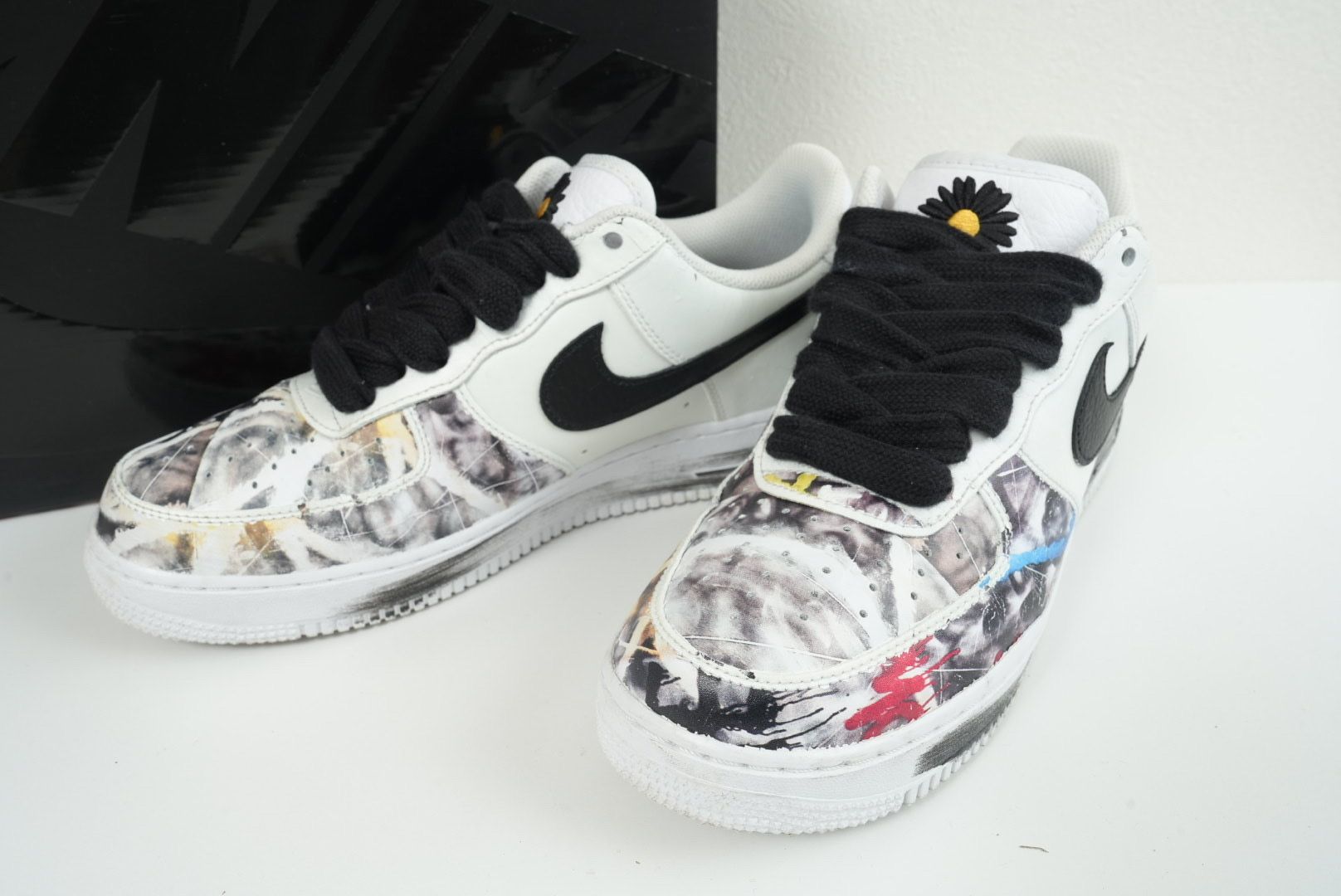 PEACEMINUSONE × Nike Air Force 1 Low "Para-noise/White/Black" / G-DRAGON