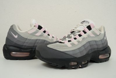 Nike Air Max 95 "Gunsmoke/Pink Foam"