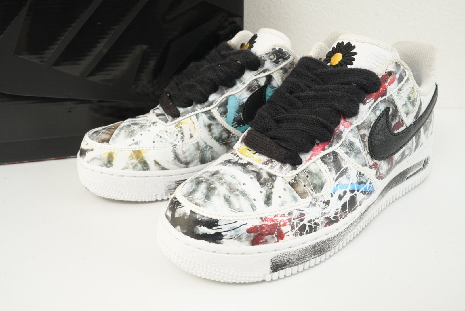 PEACEMINUSONE × Nike Air Force 1 Low "Para-noise/White/Black" / G-DRAGON