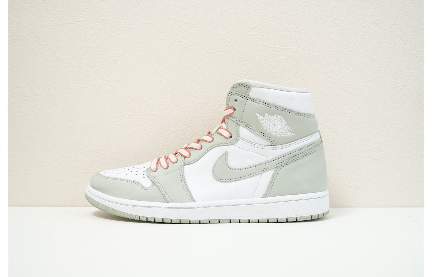 Nike Women's Air Jordan 1 High OG "Seafoam"