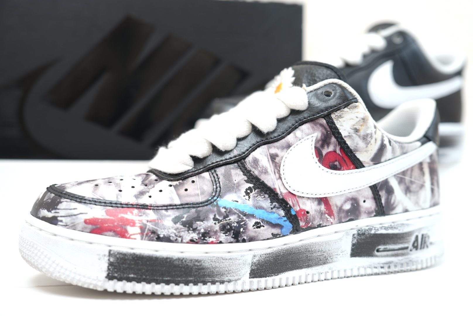 PEACEMINUSONE × Nike Air Force 1 Low Para Noise "Black" / G-DRAGON