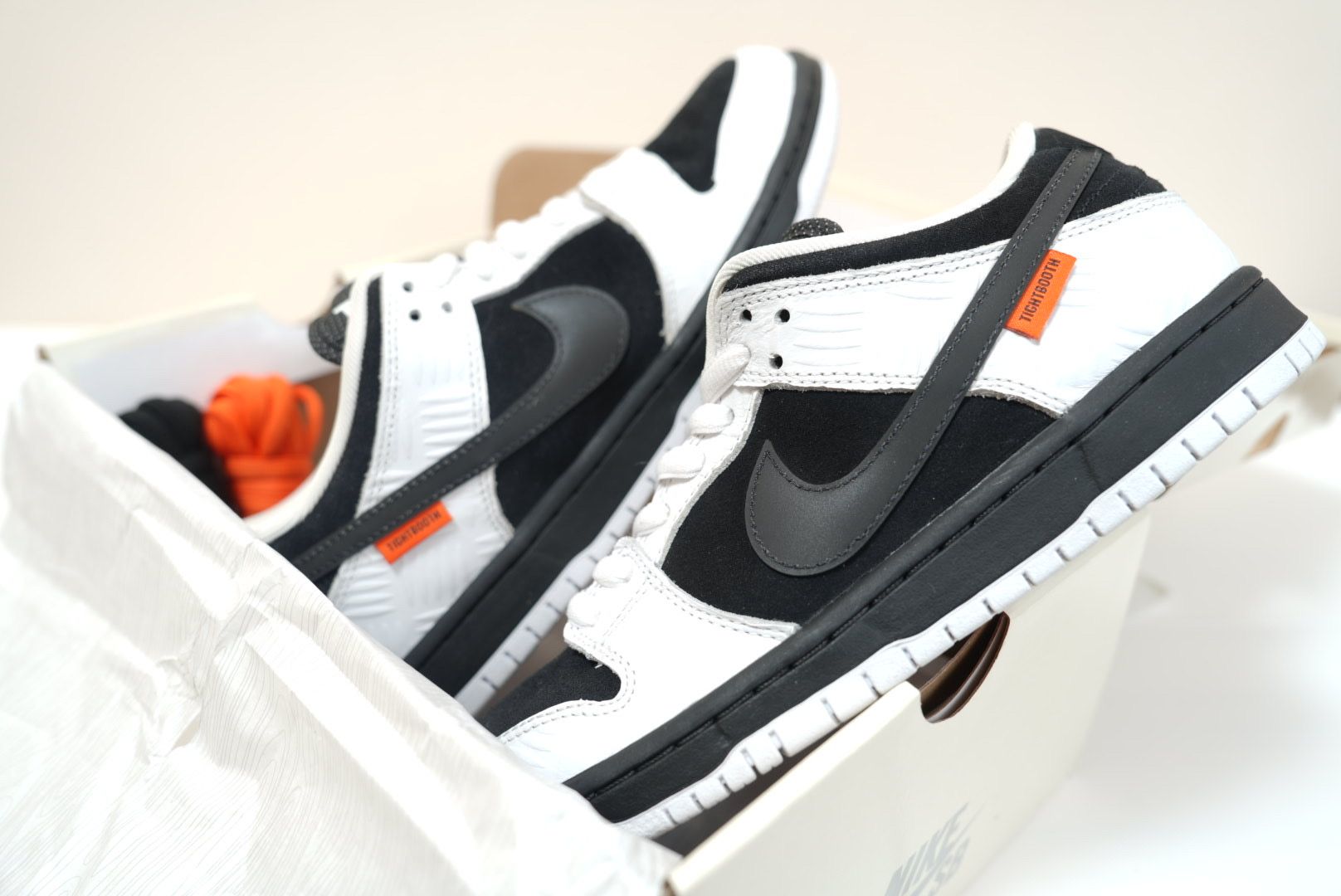 TIGHTBOOTH × Nike SB Dunk Low Pro QS "Black and White"