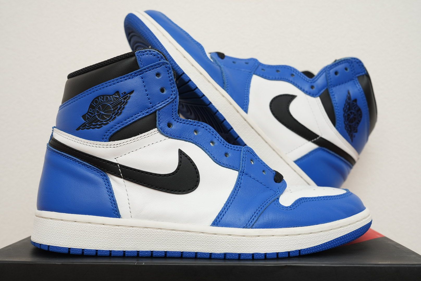 Nike Air Jordan 1 Retro High OG "Game Royal"