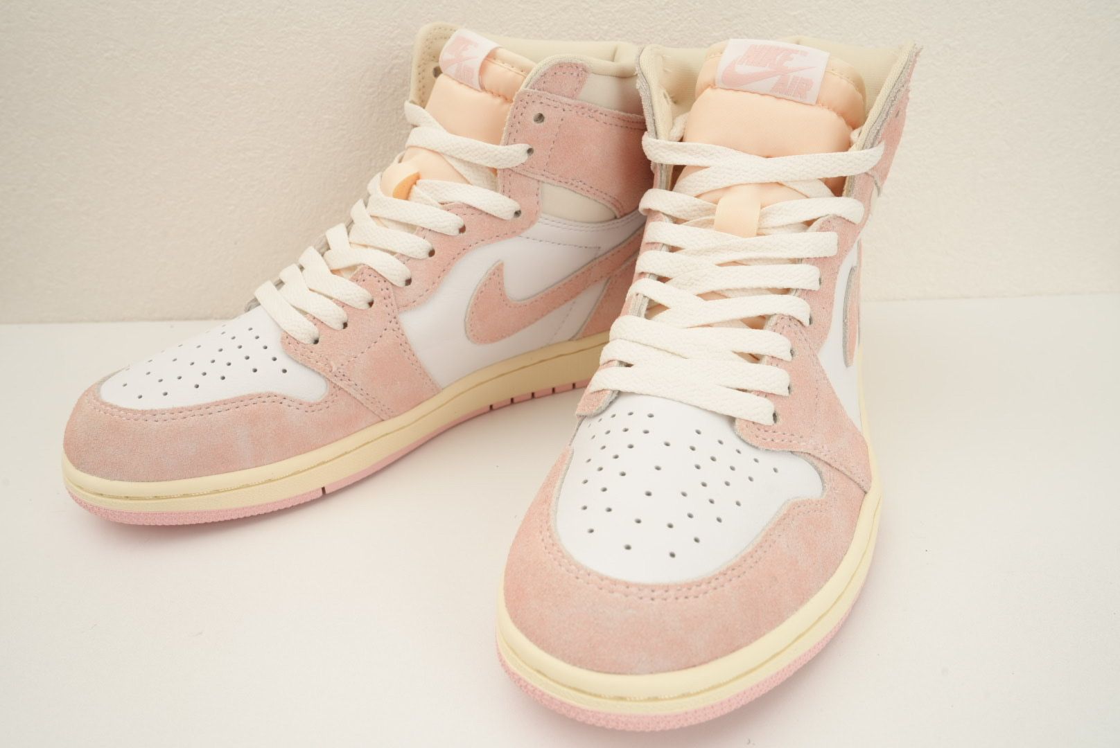 Nike Women's Air Jordan 1 Retro High OG "Washed Pink"