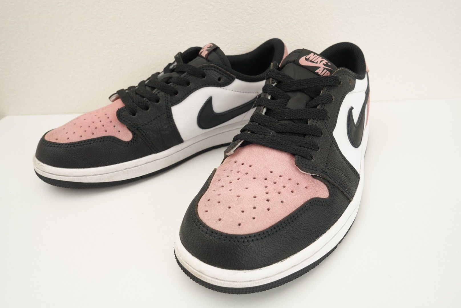 Nike Air Jordan 1 Low OG "Bleached Coral"