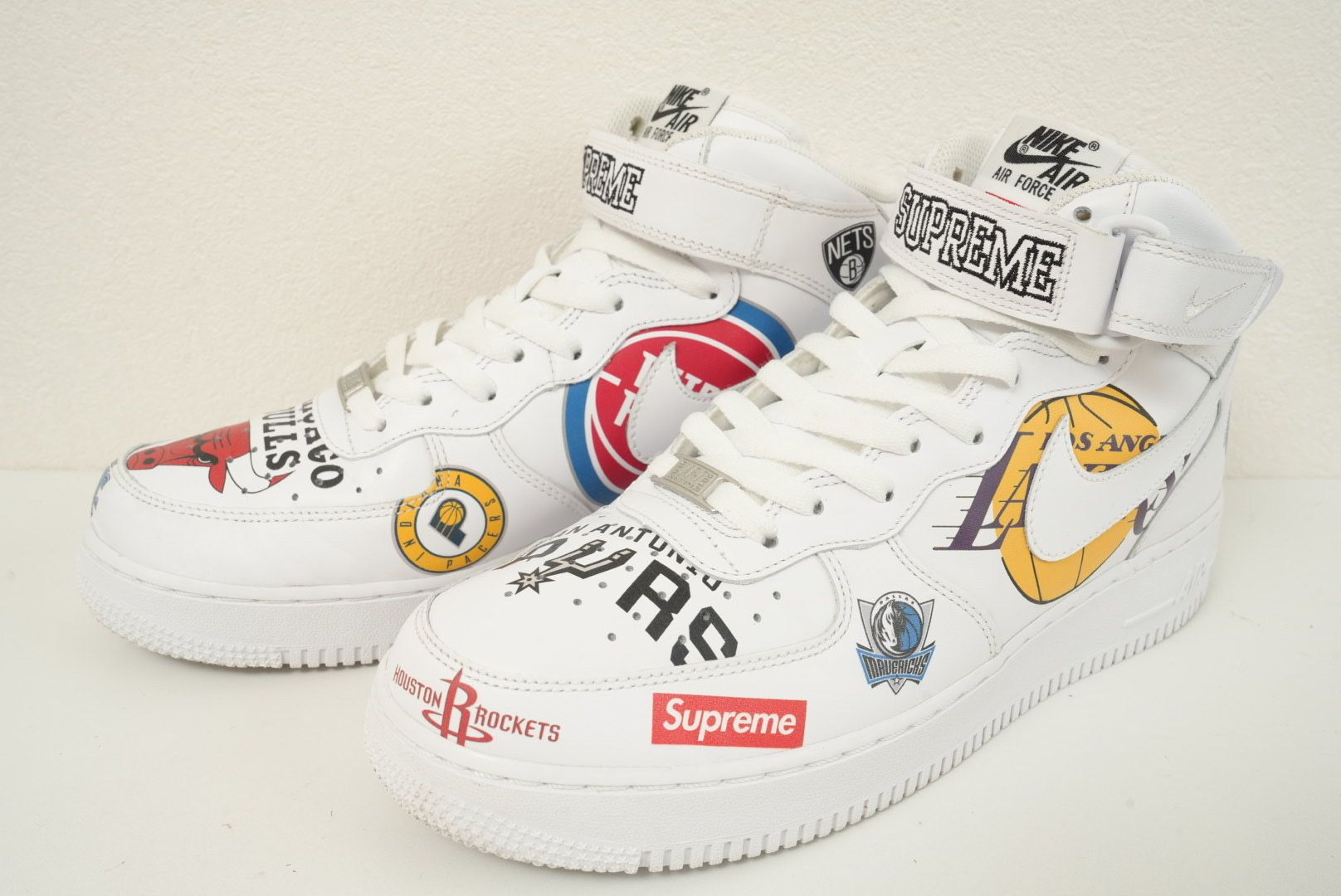 Supreme × NBA × Nike Air Force 1 Mid '07 "White"