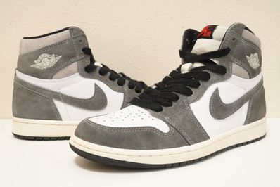 Nike Air Jordan 1 Retro High OG "Black and Smoke Grey"