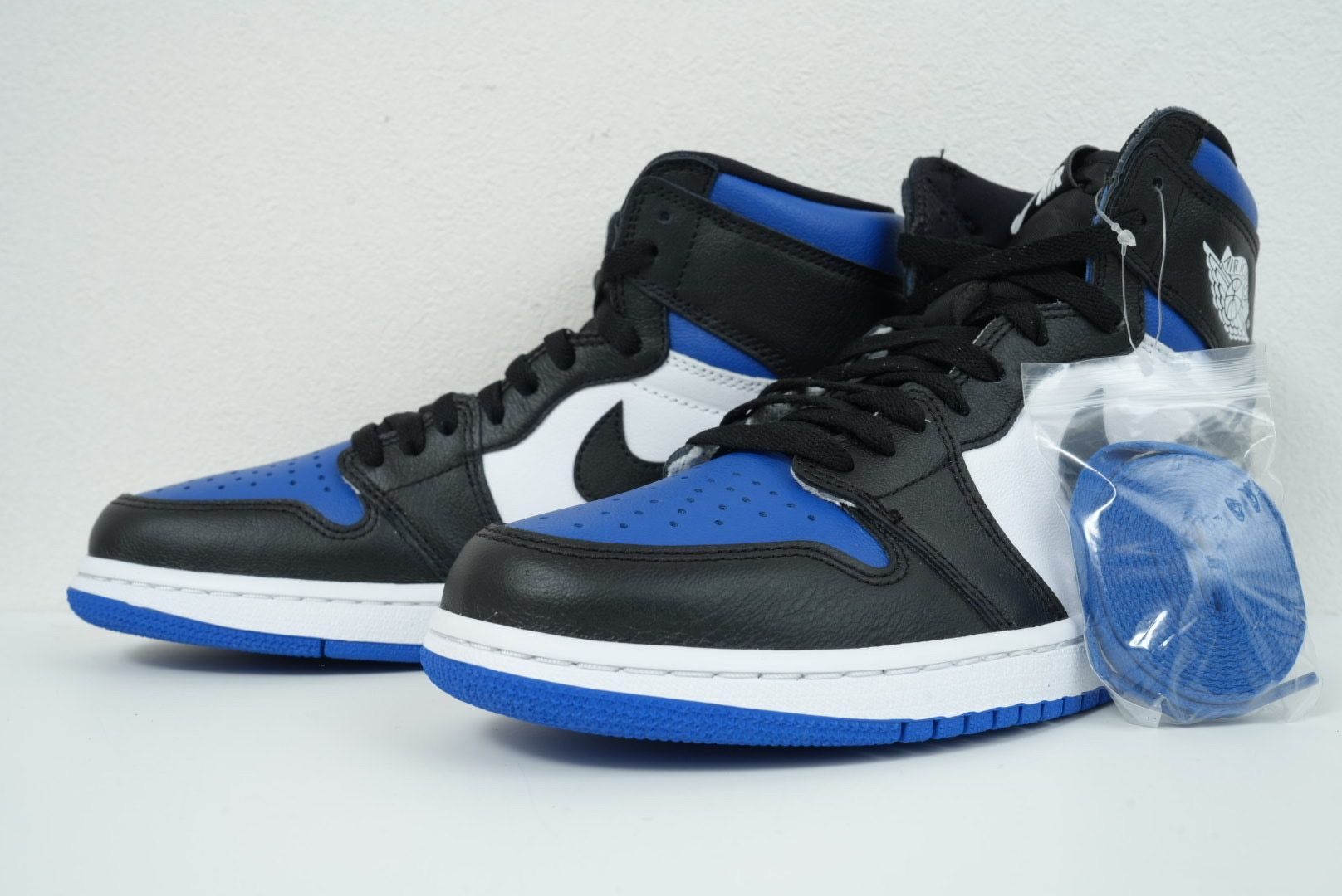 Nike Air Jordan 1 Retro High OG "Royal Toe" (2020)