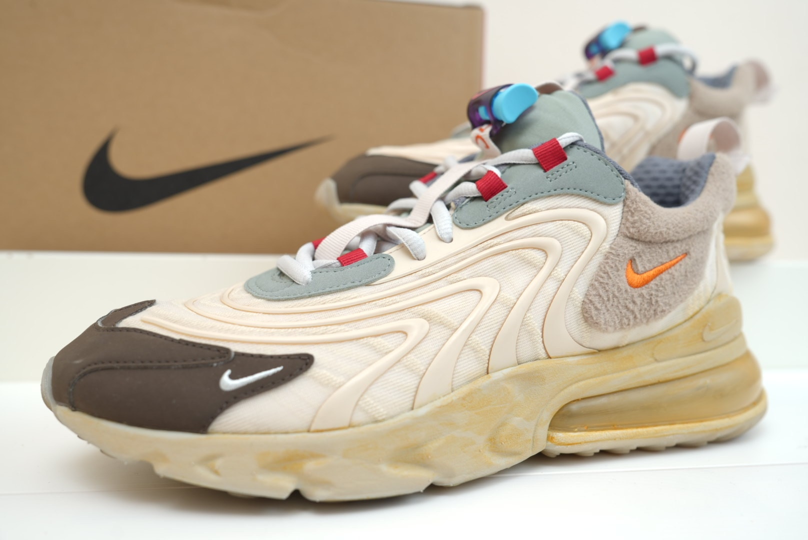 Travis Scott × Nike Air Max 270 "Cactus Trails"