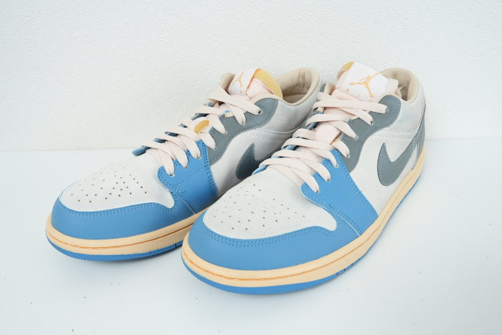 Nike Air Jordan 1 Low "Tokyo 96"