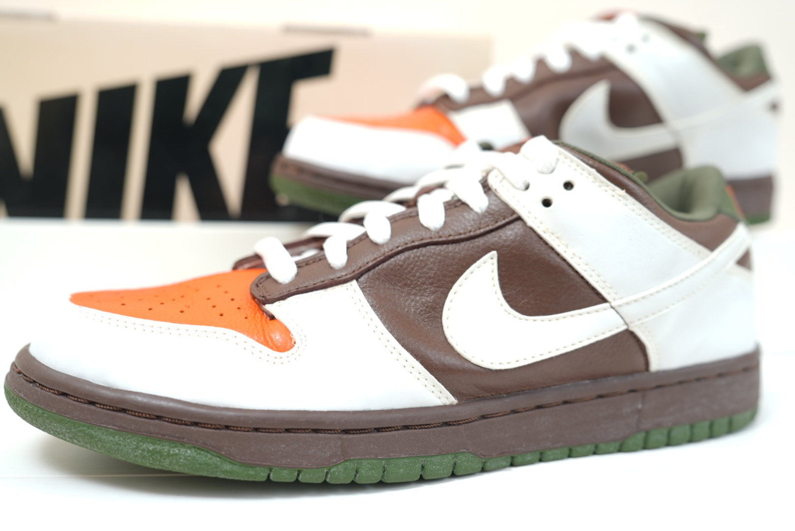 Nike Dunk SB Low "Oompa Loompa"