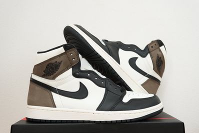 Nike Air Jordan 1 High OG "Sail/Dark Mocha/Black"