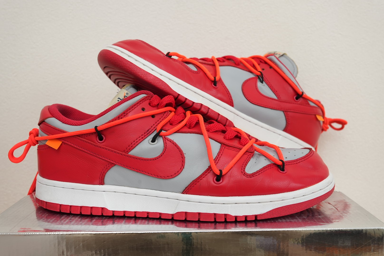 Off-White × Nike Dunk Low "University Red/Wolf Grey"